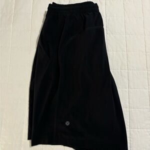 Lululemon Pace Breaker 9" lined mens shorts